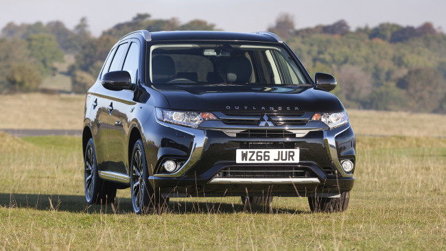 Обои картинки фото mitsubishi outlander plug in hybrid ev 2017, автомобили, mitsubishi, outlander, plug, in, hybrid, 2017, ev