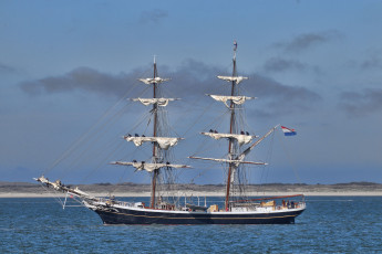 Картинка корабли парусники паруса мачты