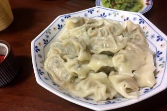 Картинка еда пельмени +манты +вареники снедь