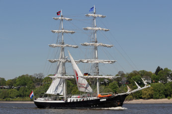 Картинка корабли парусники паруса мачты