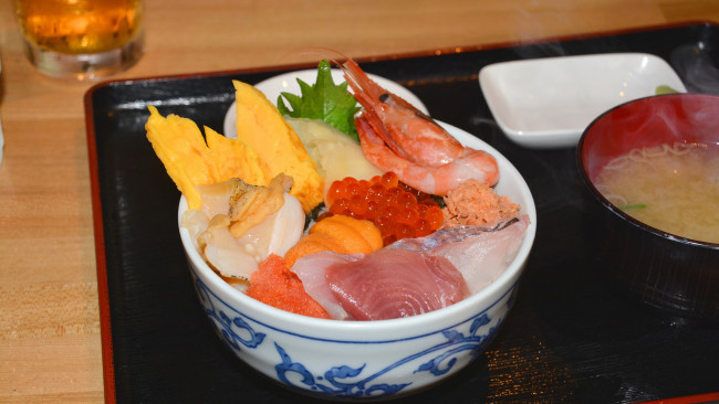 Обои картинки фото еда, рыба,  морепродукты,  суши,  роллы, снедь