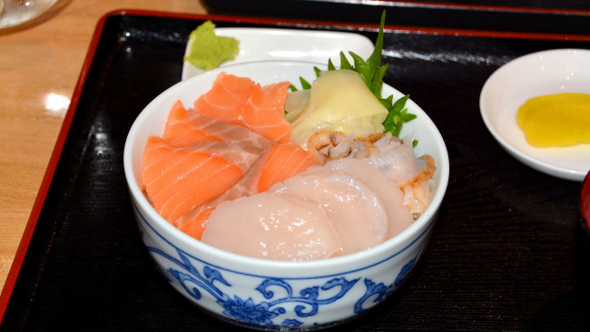 Обои картинки фото еда, рыба,  морепродукты,  суши,  роллы, снедь