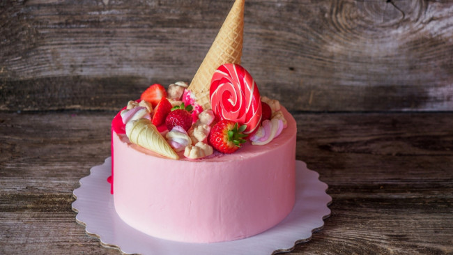 Обои картинки фото еда, торты, клубника, торт, лакомство