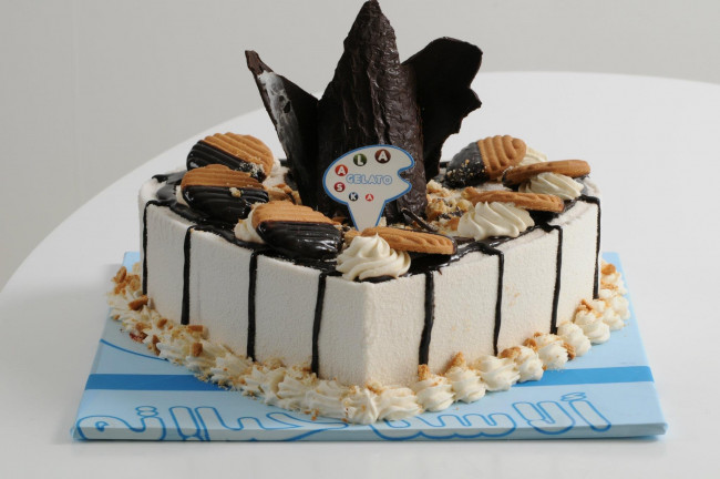 Обои картинки фото еда, торты, лакомство, шоколад, торт, печенье