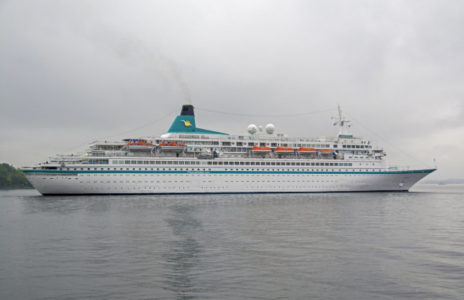 Обои картинки фото albatros, корабли, лайнеры, круиз, лайнер