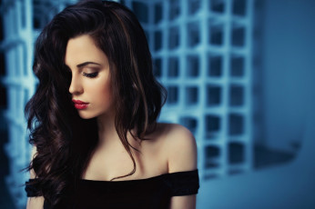 Картинка девушки -+лица +портреты брюнетка