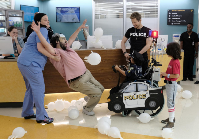 Обои картинки фото the resident, кино фильмы, -unknown , другое, больница, врачи, дети, регистратура, игра