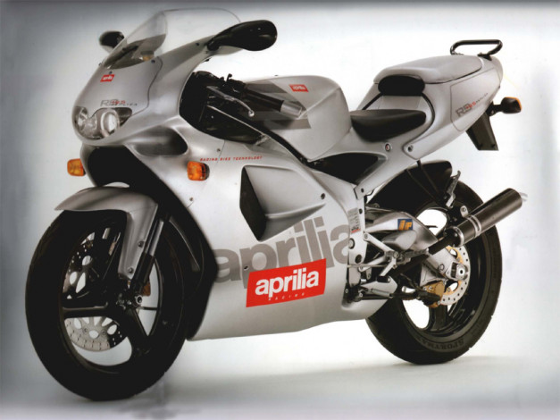 Обои картинки фото мотоциклы, aprilia