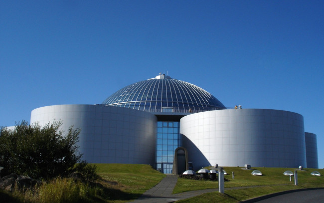 Обои картинки фото города, здания, дома, купол, здание