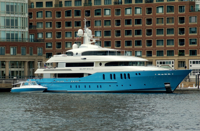 Обои картинки фото корабли, Яхты, яхта, здание