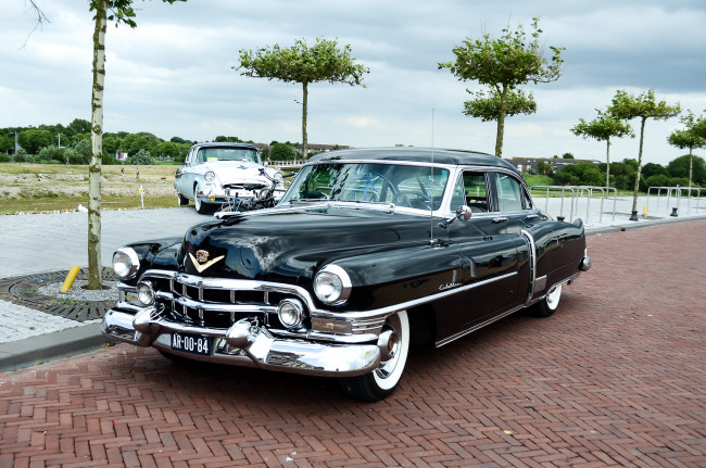 Обои картинки фото cadillac 60 fleetwood special 1952, автомобили, выставки и уличные фото, выставка, автошоу, ретро, история