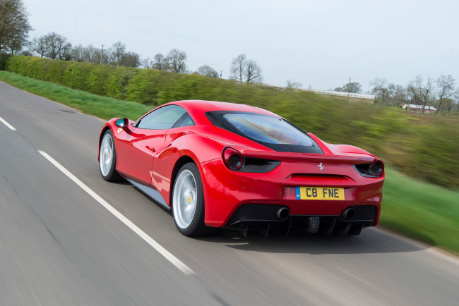 Обои картинки фото автомобили, ferrari, 2015г, uk-spec, 488, gtb