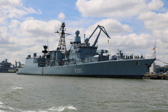 Картинка корабли крейсеры +линкоры +эсминцы вмф