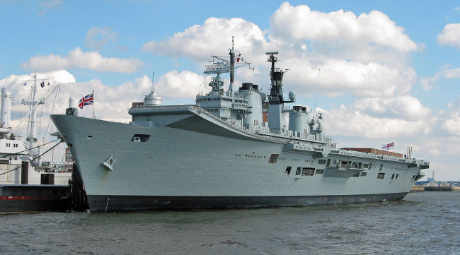 Обои картинки фото корабли, авианосцы,  вертолётоносцы, вмф