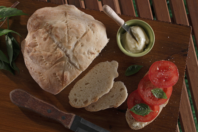 Обои картинки фото еда, бутерброды,  гамбургеры,  канапе, снедь, томаты, помидоры