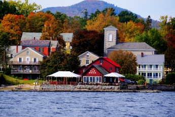 Картинка города -+улицы +площади +набережные река гора осень