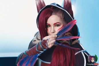 Картинка девушки -+креатив +косплей костюм перья