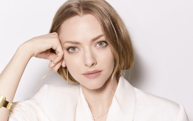 Обои картинки фото девушки, amanda seyfried, актриса, лицо, жакет
