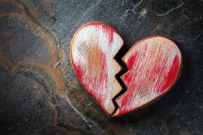 Обои картинки фото праздничные, день святого валентина,  сердечки,  любовь, сердечко, раскол