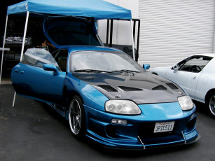 Картинка автомобили toyota