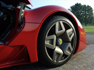 Картинка ferrari p4 автомобили диски