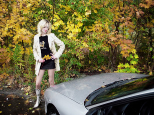 Картинка автомобили авто девушками и девушки