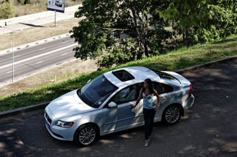 Картинка автомобили авто девушками и девушки