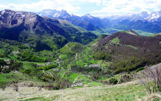 Обои картинки фото природа, горы, лес, деревушки