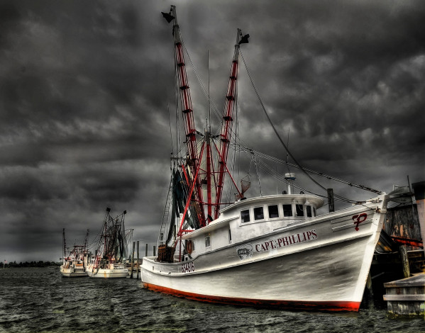 Обои картинки фото корабли, другое, причал, рыболовы