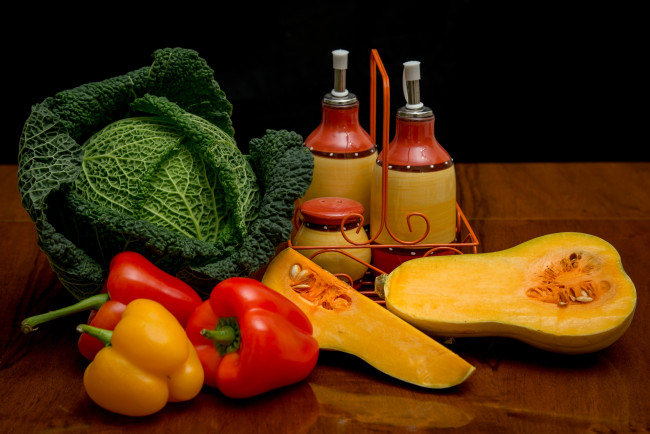 Обои картинки фото еда, фрукты и овощи вместе, капуста, перец, авокадо, специи