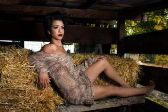 Картинка девушки -unsort+ брюнетки +шатенки поза взгляд