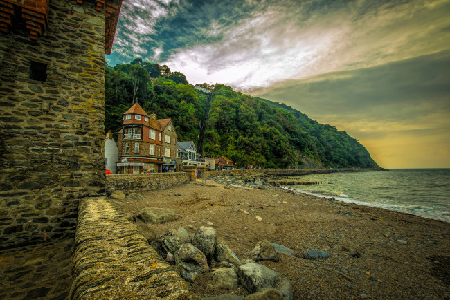 Обои картинки фото lynmouth bay, города, - пейзажи, море, пляж, гора, здание