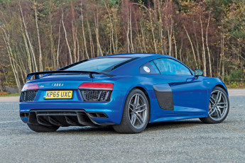 Картинка автомобили audi r8 v10 plus 2015г uk-spec