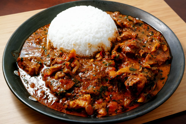 Обои картинки фото еда, мясные блюда, рис, соус, мясо