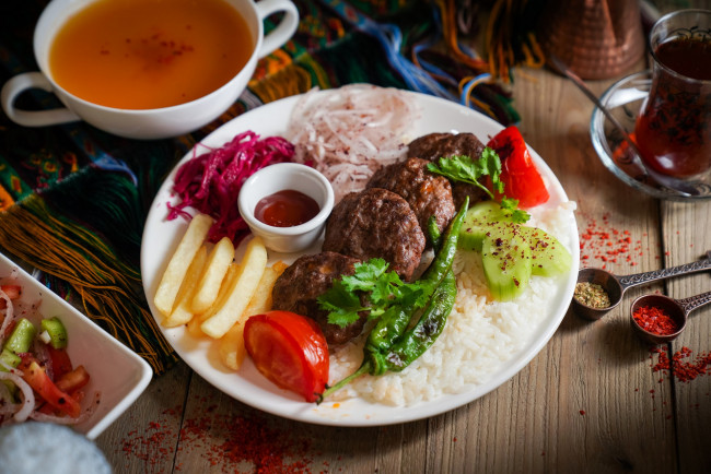 Обои картинки фото еда, вторые блюда, снедь, томаты, помидоры