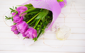 Картинка цветы тюльпаны букет духи