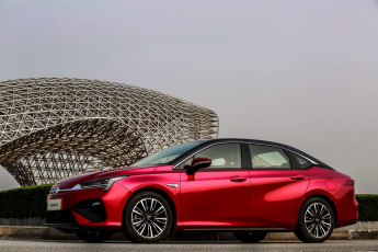 Картинка автомобили gac