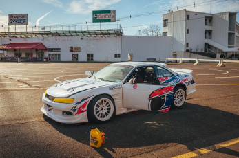 Картинка автомобили nissan datsun