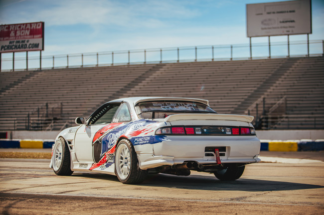 Обои картинки фото автомобили, nissan, datsun