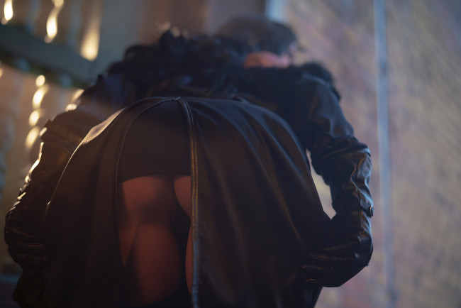 Обои картинки фото lera himera, девушки, valery himera , девушка, женщина, брюнетка, темноволосая, сексуальная, модель, звезда, позирует, разная, обувь, верхняя, стильная, одежда, нижнее, эротическое, бельё, трусы, лифчик, колготки, чулки, аксессуары, макияж, и, множество, элементов, на, фотографии