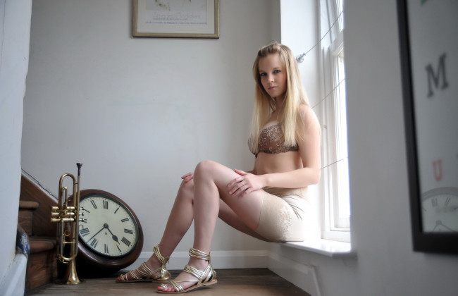 Обои картинки фото Malisa Moir, девушки, belinda, rose, blond, blonde