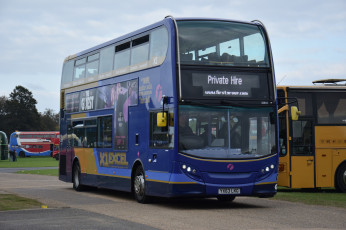 Картинка автомобили автобусы пассажирский транспорт