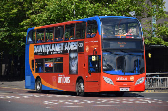 Картинка автомобили автобусы транспорт пассажирский