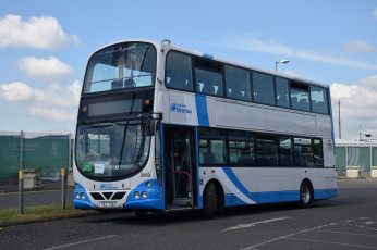 Картинка автомобили автобусы транспорт пассажирский