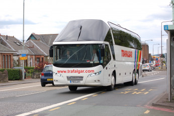 Картинка автомобили автобусы транспорт пассажирский