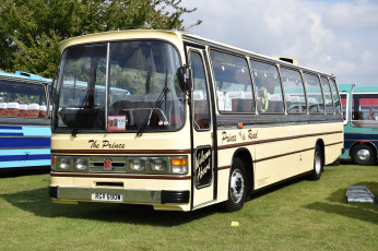 Картинка автомобили автобусы транспорт пассажирский