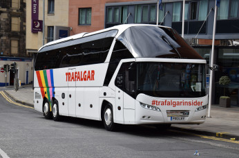 Картинка автомобили автобусы транспорт пассажирский