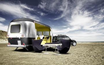 Картинка автомобили дом+на+колёсах облака дом на колесах фургон небо стол кресла