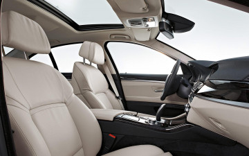 Картинка автомобили интерьеры люк руль салон кресла