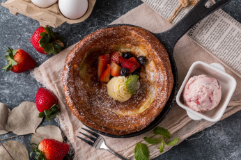 Картинка еда мороженое +десерты клубника десерт